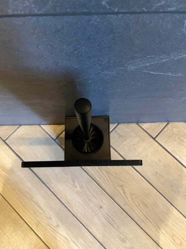 Uchwyt na szczotkę WC FERMARE - Czarny