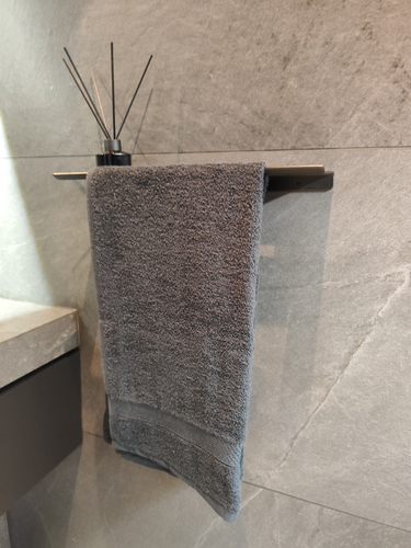 Wieszak Uchwyt na ręcznik wiszący MODERNO - Czarny