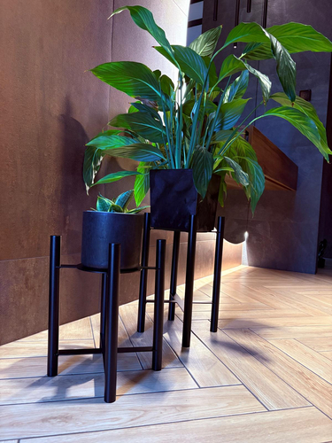 Kwietnik, stojak na kwiaty metalowy VELO 35cm - Czarny